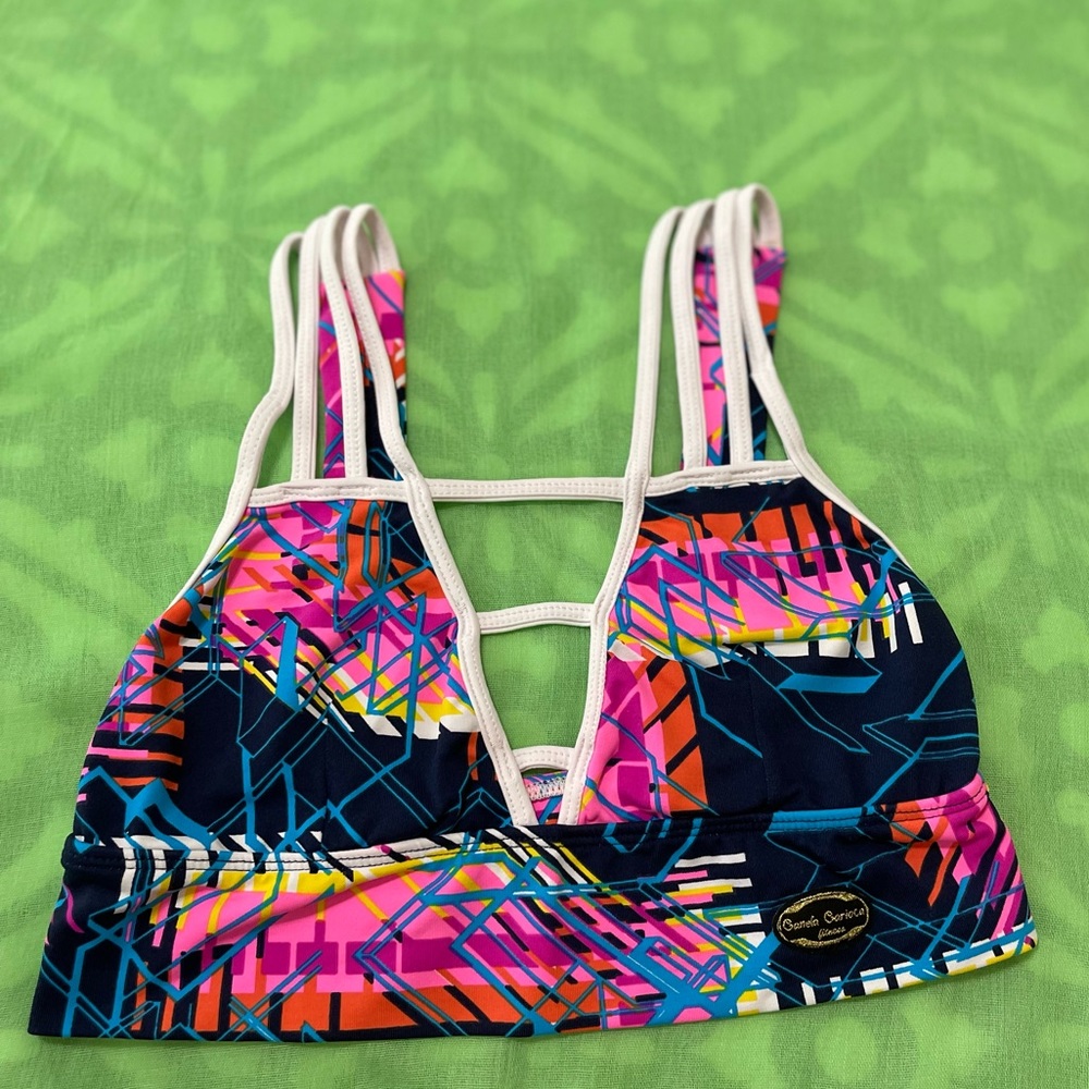Top Active Wear Brand Dona Carioca Size M Color Mix, low support